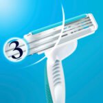 Gillette Simply 3 Sensitive Disposable Razor - Image 2