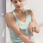 Gillette Venus Tropical Women’s Razor – 3in1 Razor - Image 2