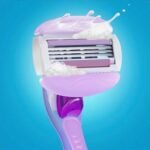 Gillette Venus Comfortglide Breeze Scented Razor – 3 Blade - Image 3