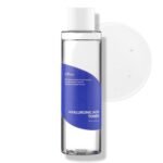 ISNTREE Hyaluronic Acid Toner 200ml hydrating Korean toner for deep moisture, non-sticky finish, and sensitive skin care.