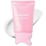 Medicube PDRN Collagen Gua Sha Neck Wrinkle Cream 90g Bangladesh – 5% Volufiline, PDRN and Collagen neck cream with built-in Gua Sha applicator
